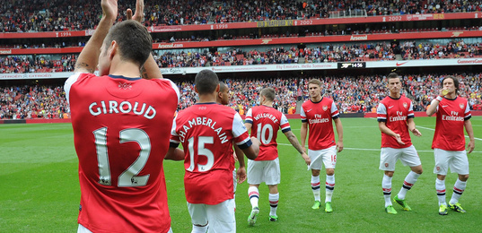 或将迎亚冠二级首秀！利雅得胜利晒球队训练照：C罗出镜（或将上演亚冠2级首秀？利雅得胜利晒训练照，C罗现身）