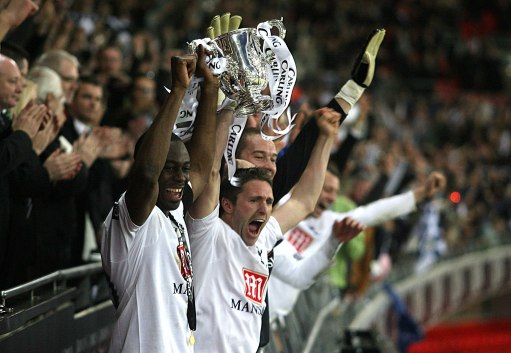 拉米罗：希望和球迷们携手走过低谷；吴少聪发烧需几天恢复（拉米罗盼与球迷共渡低谷，吴少聪发烧预计数日康复）