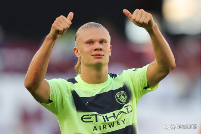 避免附加赛停赛，意媒：染黄的泽林斯基可能轮休波兰末轮比赛（意媒：为规避附加赛停赛，染黄的泽林斯基或缺席波兰末轮）