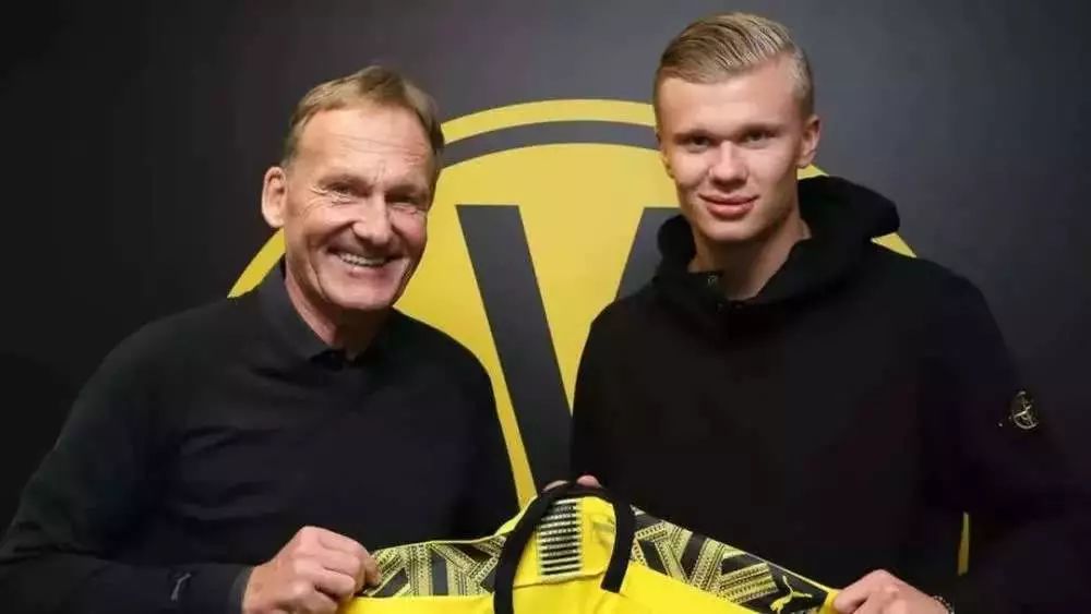 我又拥有新球衣啦！葡萄牙2026世界杯特别款球衣...（新战袍到手！葡萄牙2026世界杯特别版球衣）