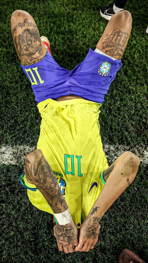 阿坎吉谈意甲海外比赛：我不喜欢这样，长途旅行和时差是问题（阿坎吉评意甲海外赛：不支持此举，长途奔波与时差成难题）