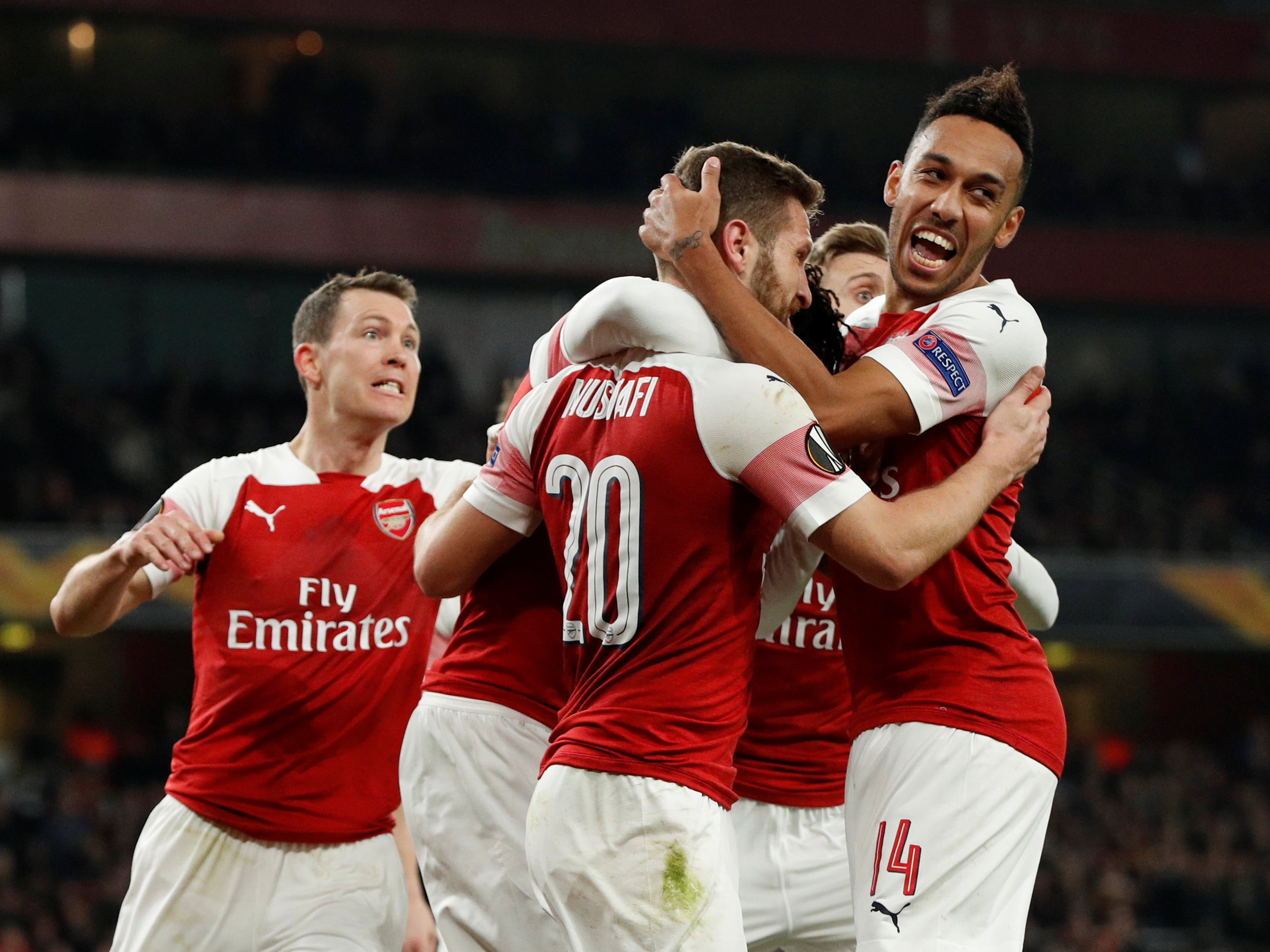 6金传奇+国际封神，樊振东凭啥成国球破局关键？（从六金到国际封神，樊振东何以成为国乒破局之钥？）