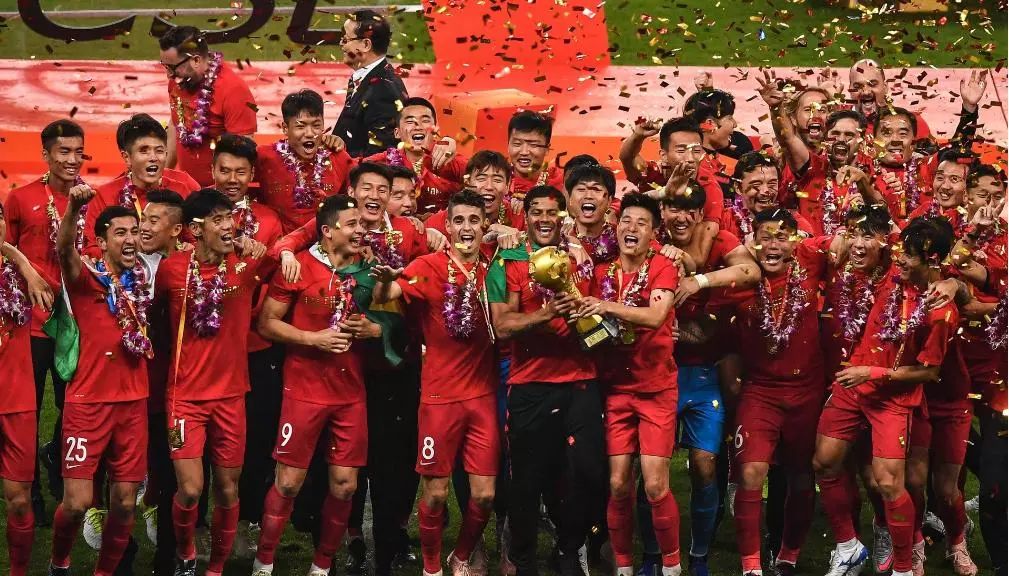 世界杯小组赛H组赛程：乌拉圭vs西班牙北京时间6月27日8点（世界杯H组小组赛：乌拉圭对阵西班牙，北京时间6月27日8：00开球）
