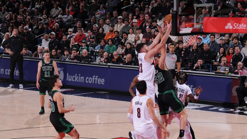 女子篮球联赛焦点球员表现回顾（女篮联赛关键球员表现盘点）