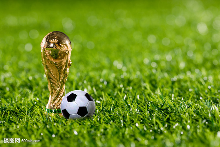 英超半场：福登开场闪击，格瓦迪奥尔破门，曼城2-0利兹联（英超半场战报：福登闪击先开纪录，格瓦迪奥尔建功，曼城2-0领先利兹联）